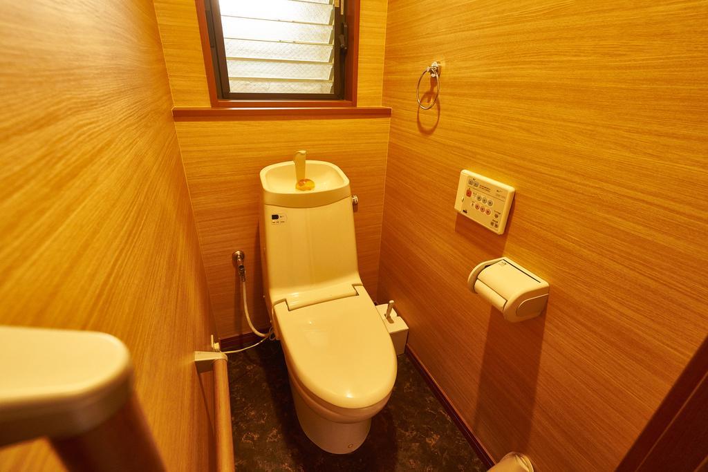 Guesthouse Nijo Fukuro-Tei Kyoto Exteriör bild